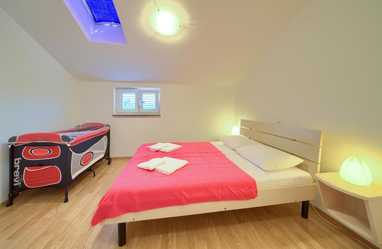 Apartments Ivica Krk Island Šilo Eksteriør billede