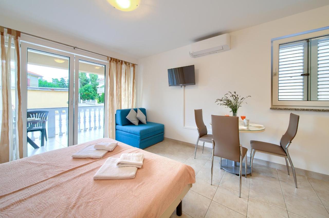 Apartments Ivica Krk Island Šilo Eksteriør billede