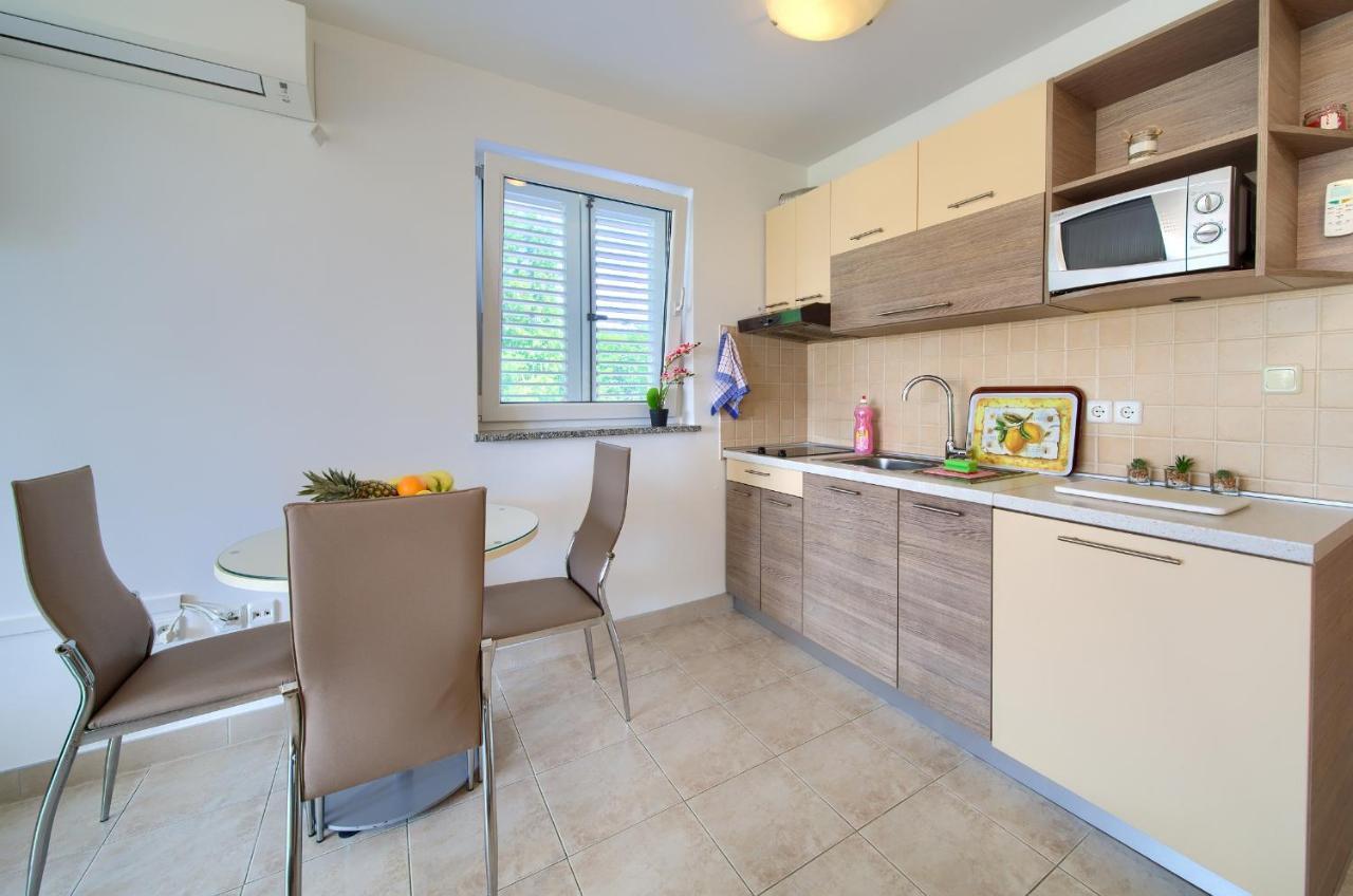 Apartments Ivica Krk Island Šilo Eksteriør billede