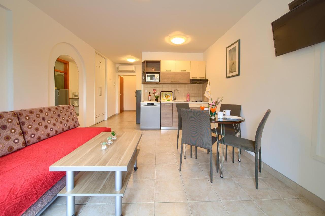 Apartments Ivica Krk Island Šilo Eksteriør billede
