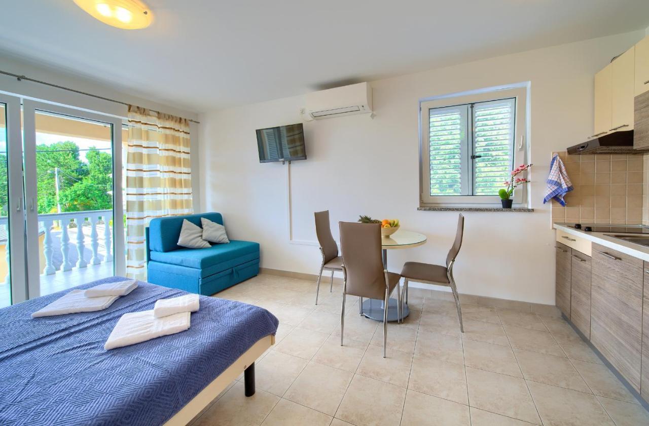 Apartments Ivica Krk Island Šilo Eksteriør billede